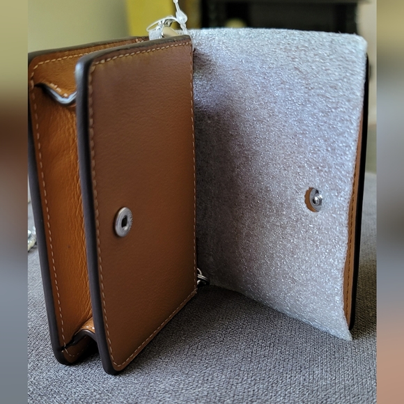 Coach mini wallet on a chain - Picture 5 of 7